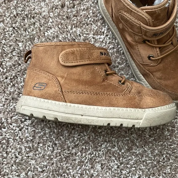 Boys Sketchers Velcro Boots - Picture 3 of 8